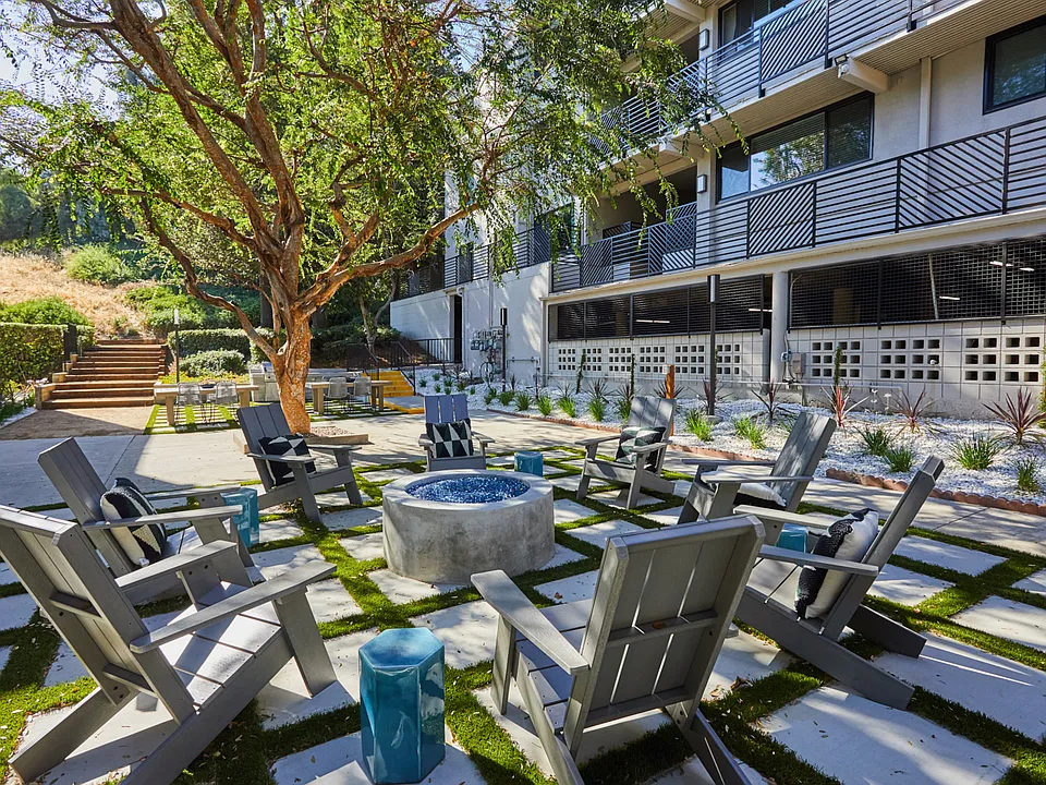 Outdoor Lounge