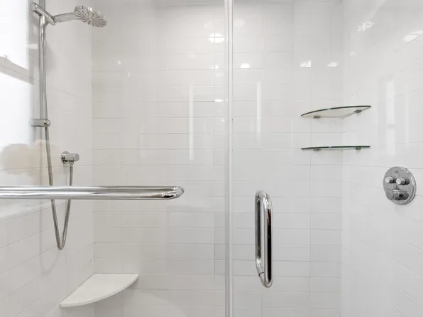 340 Riverside Drive 8C image 11 of 12