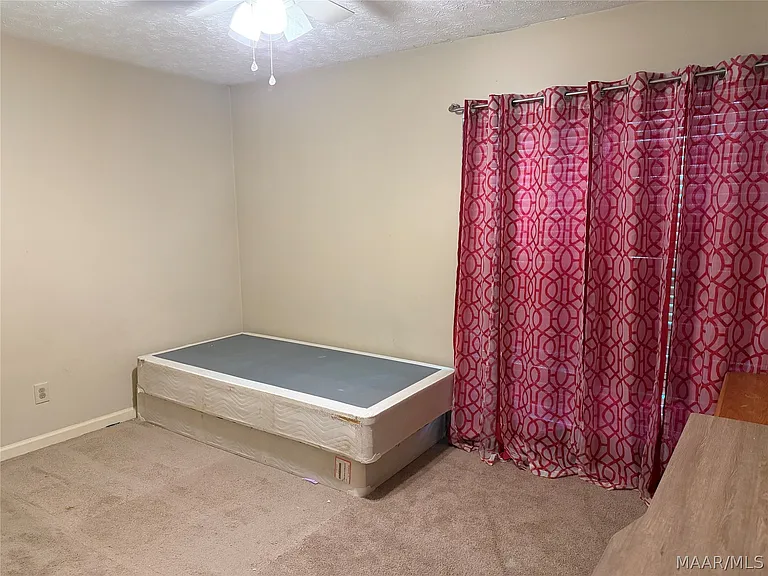 803 Summer Ln — Photo 20