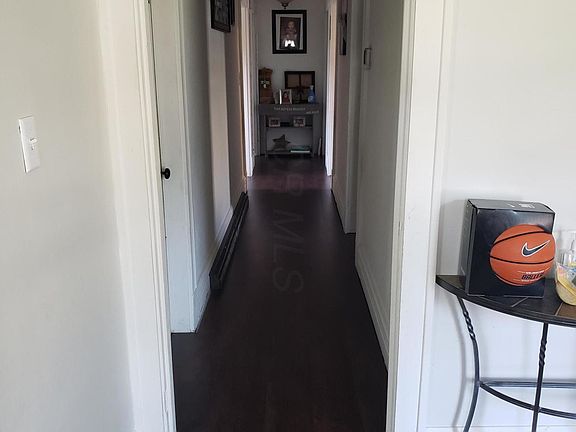 4th image of 543 Eastern Ave