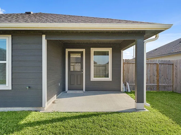 7502 Fierce Friesian Ln — Photo 18