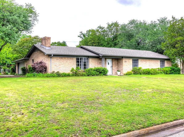 200 Jill Ln, Sulphur Springs, TX 75482