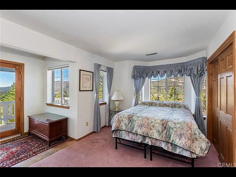 312 Lookout Dr — Photo 9