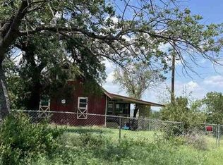 2810 N Mountain View Rd, Granbury, TX 76048