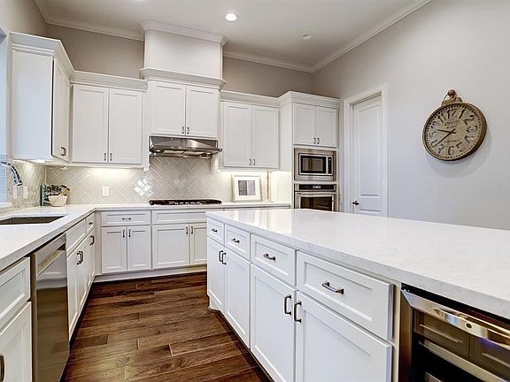 4th image of this home