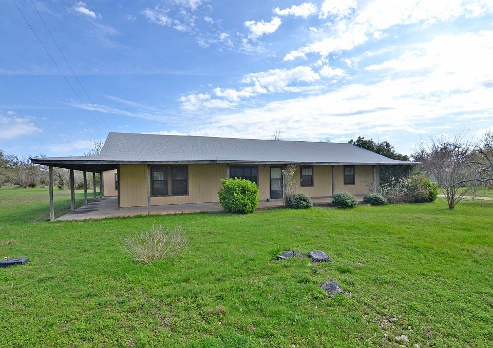 1st image of 315 S Fm 1174