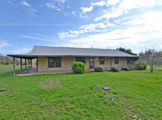 315 S Fm 1174, Bertram, TX 78605