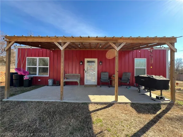 833 Summerdale Dr, Alma, AR 72921