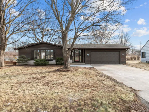 239 Crestview Ave, Neenah, WI 54956