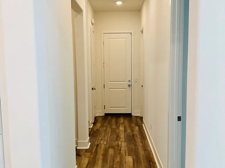 26735 Afton Ln — Photo 12