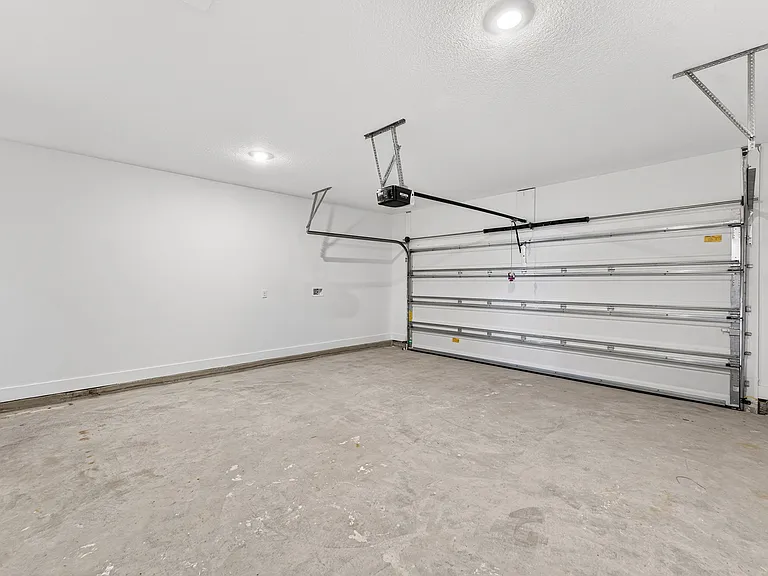 36 Gray Owl Dr E — Photo 26