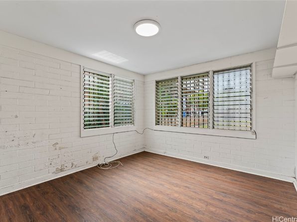 honolulu-hawaii-82510415 picture