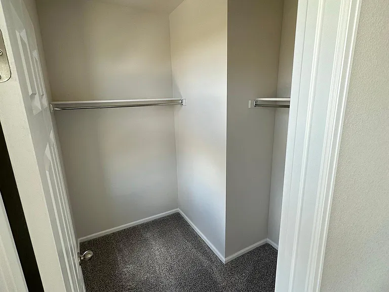 16566 Shoshone Pl — Photo 16