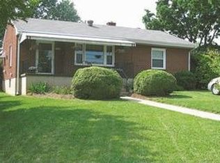 2636 Floraland Dr NW, Roanoke, VA 24012