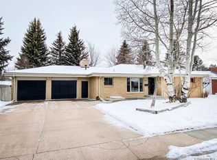 941 Arapaho St, Cheyenne, WY 82009