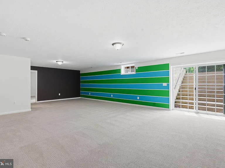 320 Timber Mill Ln — Photo 41