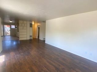 2610 Conchas St NE APT 5, Albuquerque, NM 87112