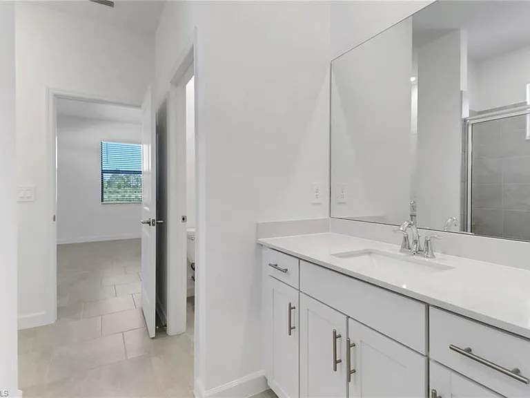 19588 Hinkley Dr — Photo 15