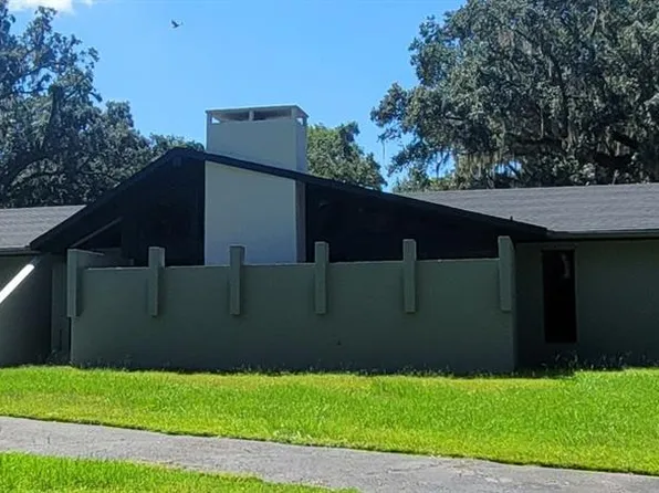 16819 SW 5th Pl, Newberry, FL 32669