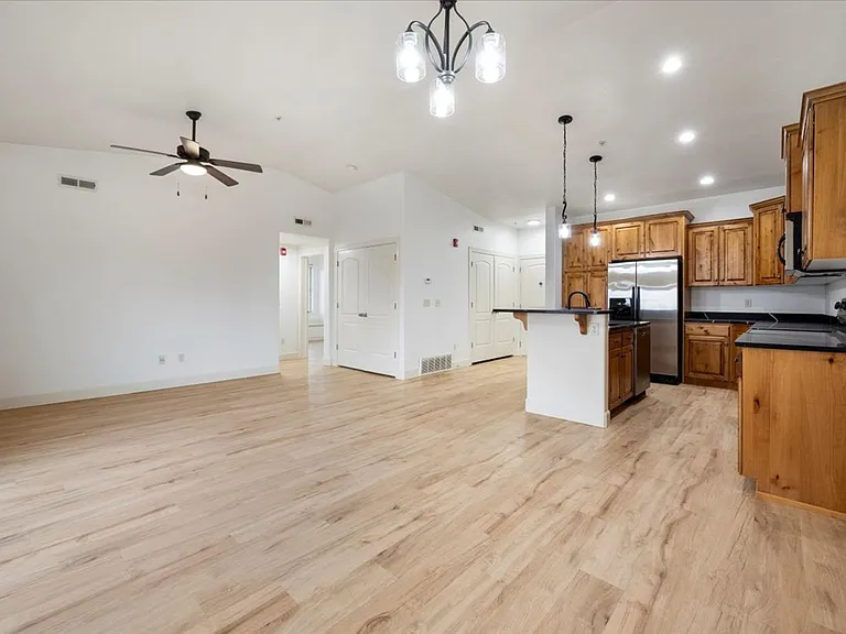 1043 N 920th St W — Photo 18