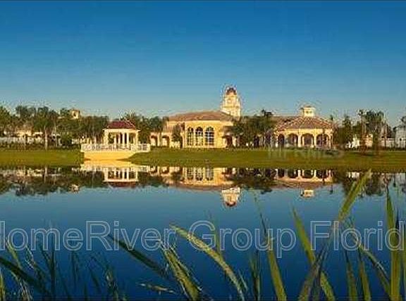 3rd image of 11998 Lazio Ln