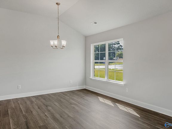 3rd image of 103 Vickery Ct