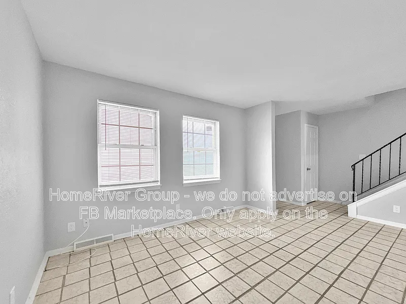 Building Photo - 6238 E 129th St