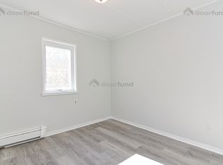 8 Arch St #1, Laconia, NH 03246