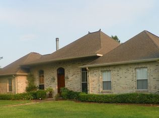 3 James Jarrell Rd, Carriere, MS 39426