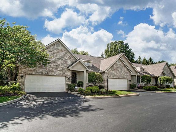 3rd image of 7795 Linksview Cir