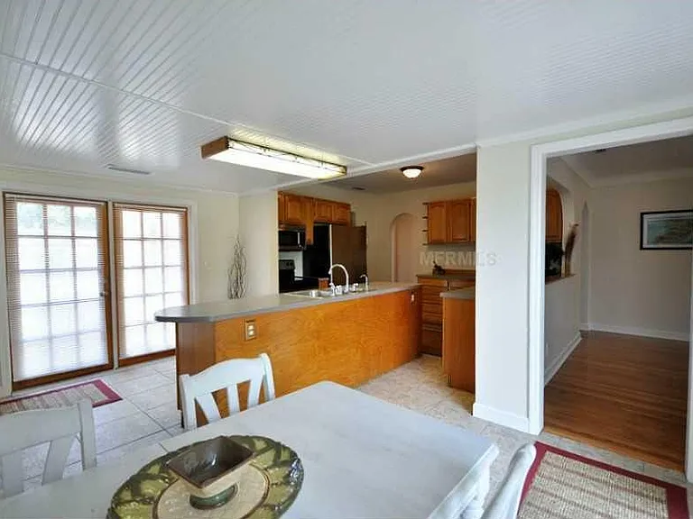 Dining Room/ Kitchen