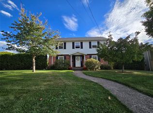 531 W Gore Rd, Erie, PA 16509