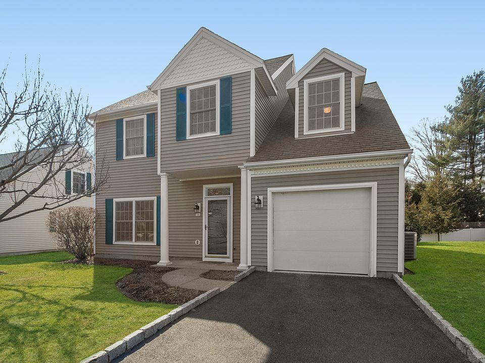 14 Village Court