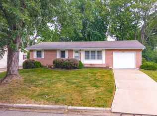 1722 Hoover Dr, Normal, IL 61761