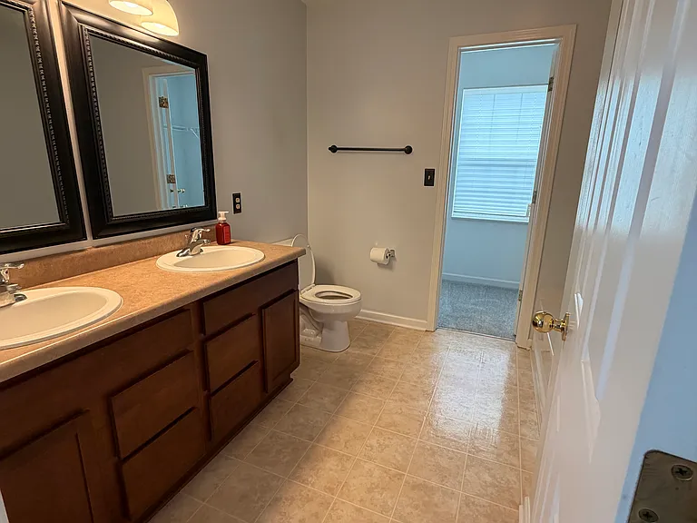 11367 Seabiscuit Dr — Photo 27