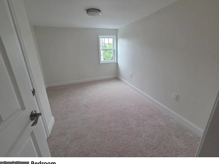 5 & 7 N Locust Ave — Photo 42