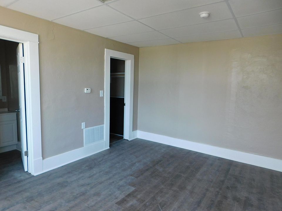 State Street Apartment Rentals Augusta, KS Zillow