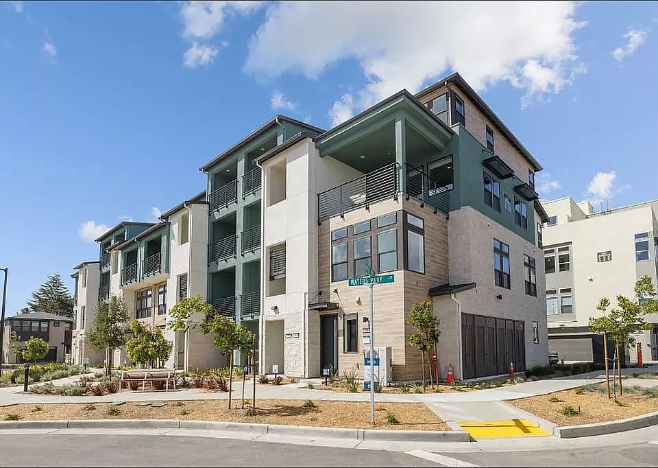 1st image of 311 Waters Park Dr