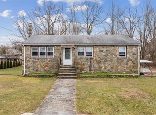 12 Patterson Ave, Warren, RI 02885