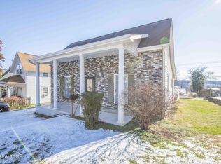 608 W 1st Ave, Lenoir City, TN 37771