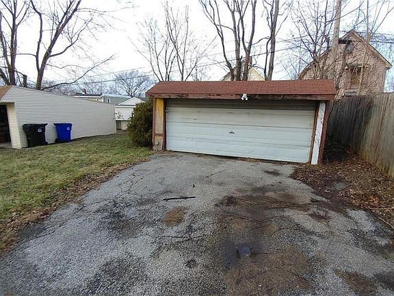 2nd image of 7709 Grand Division Ave