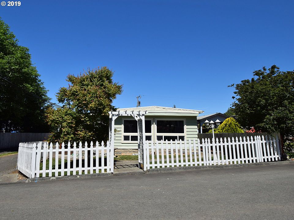 1st image of 16091 Kings Way