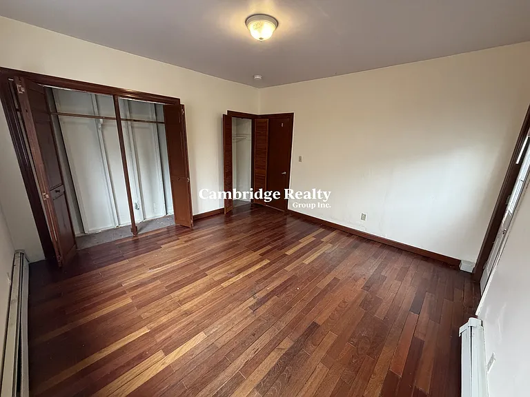 569R Main St #2R — Photo 14