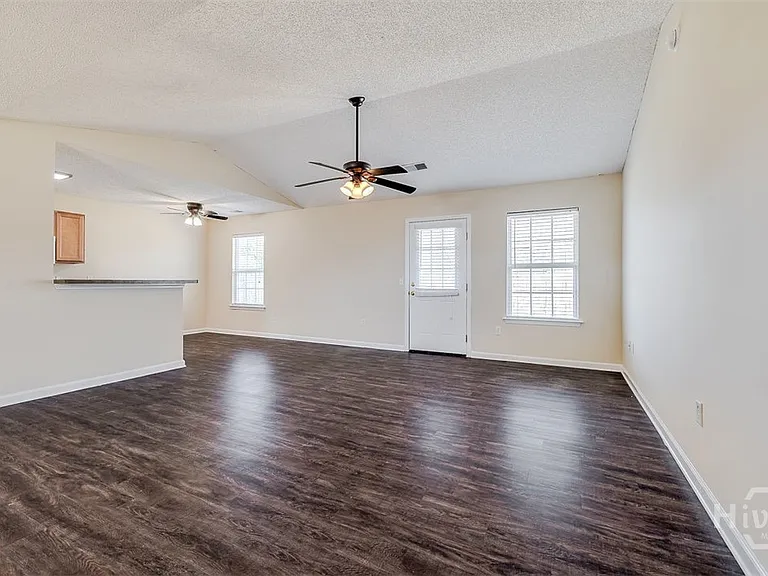 404 Pine Top Rd — Photo 4