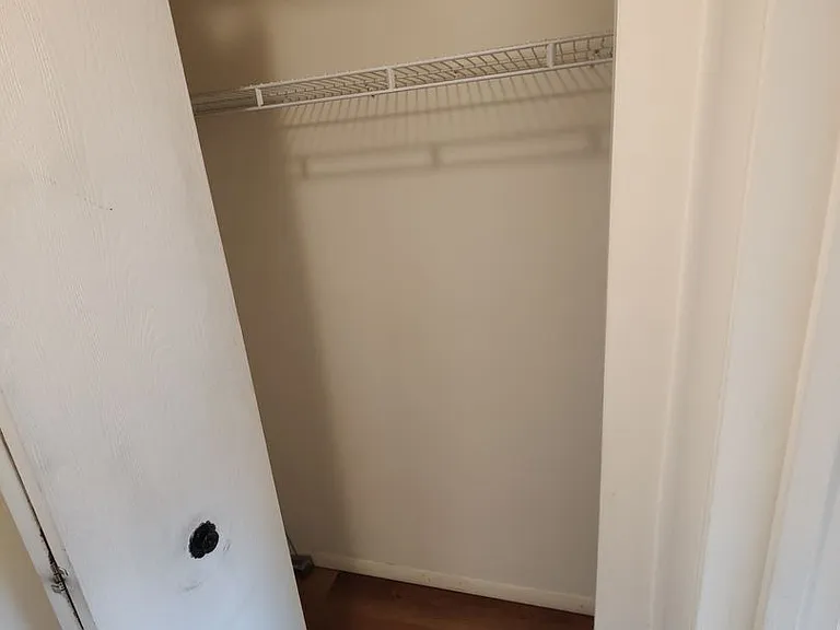 102 Sonnybrook Ct — Photo 15