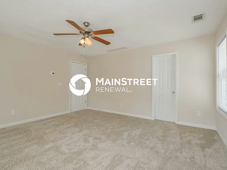 Main Bedroom