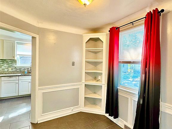5th image of 4191 Bishop St