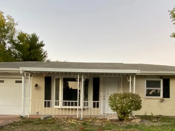 1159 Stonyridge Ave, Troy, OH 45373