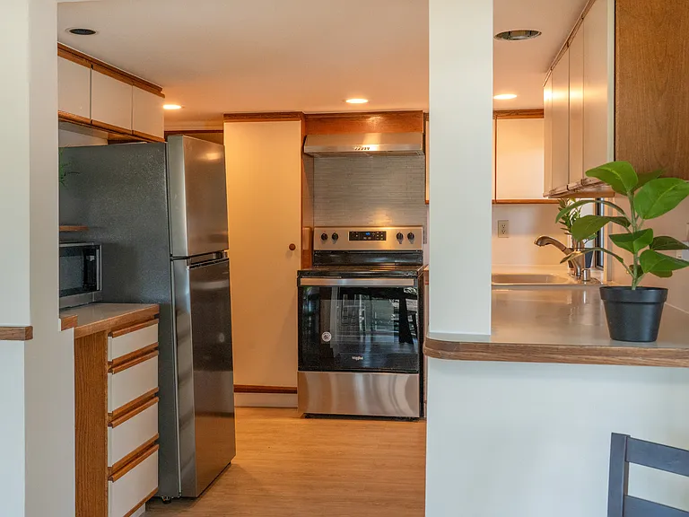 5811 Ward Ave NE — Photo 9