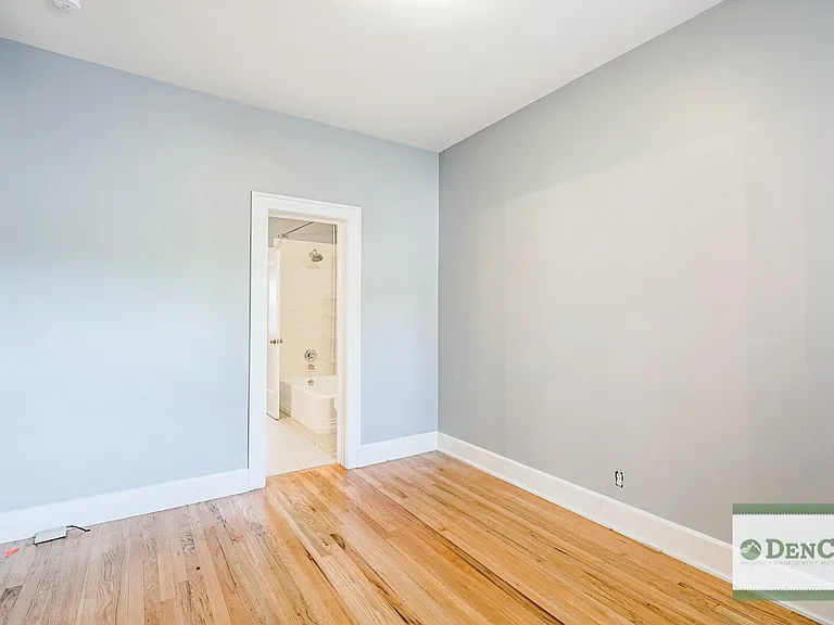 672 S Washington St — Photo 11